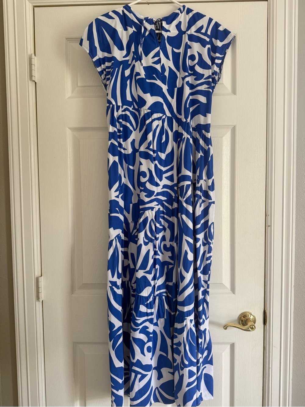 1. State Blue & White Abstract Print Maxi Dress - Picture 3 of 6